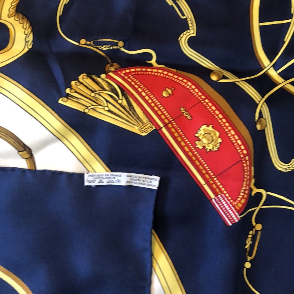 Hermès Springs Philippe Ledoux Silk Scarf- Amazing Condition - Picture 5 of 6